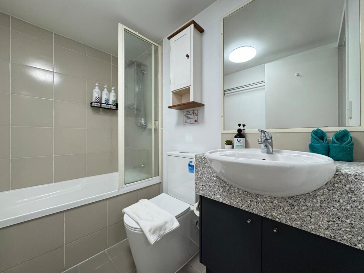 Apartment Prime Toowong 3br - Walk To Shops And Transport Brisbane